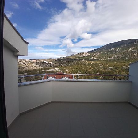Villa Luce Karlobag Esterno foto