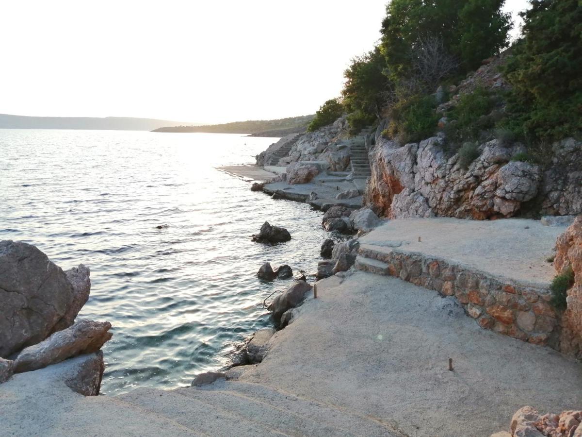 Villa Luce Karlobag Esterno foto