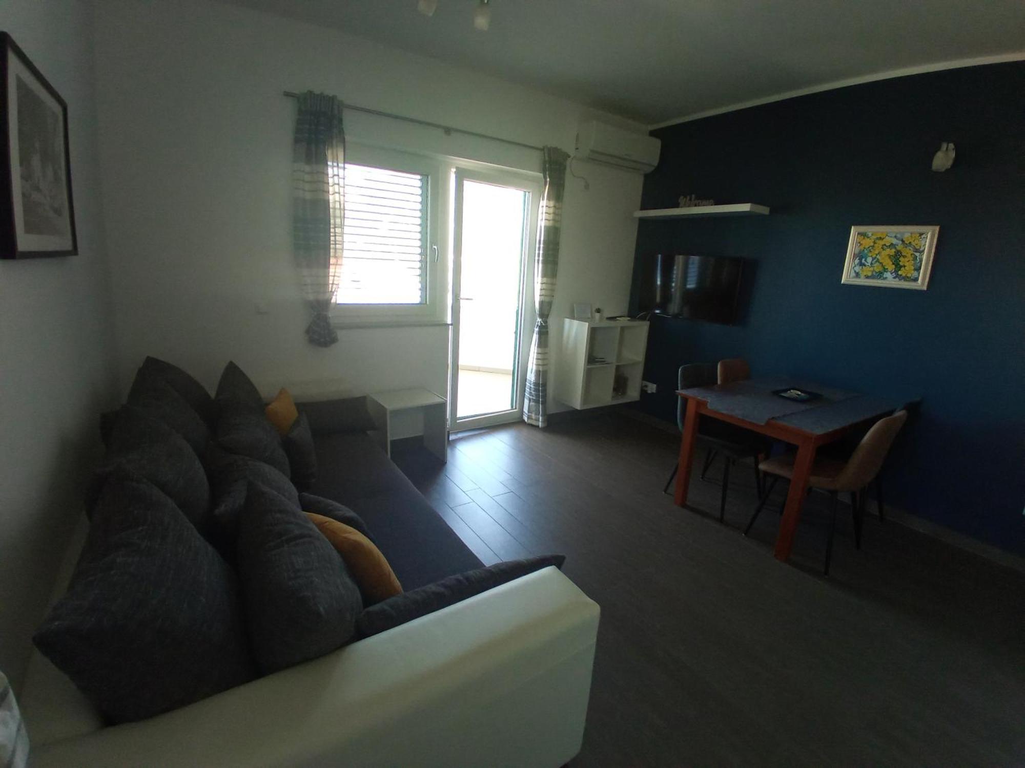 Villa Luce Karlobag Esterno foto