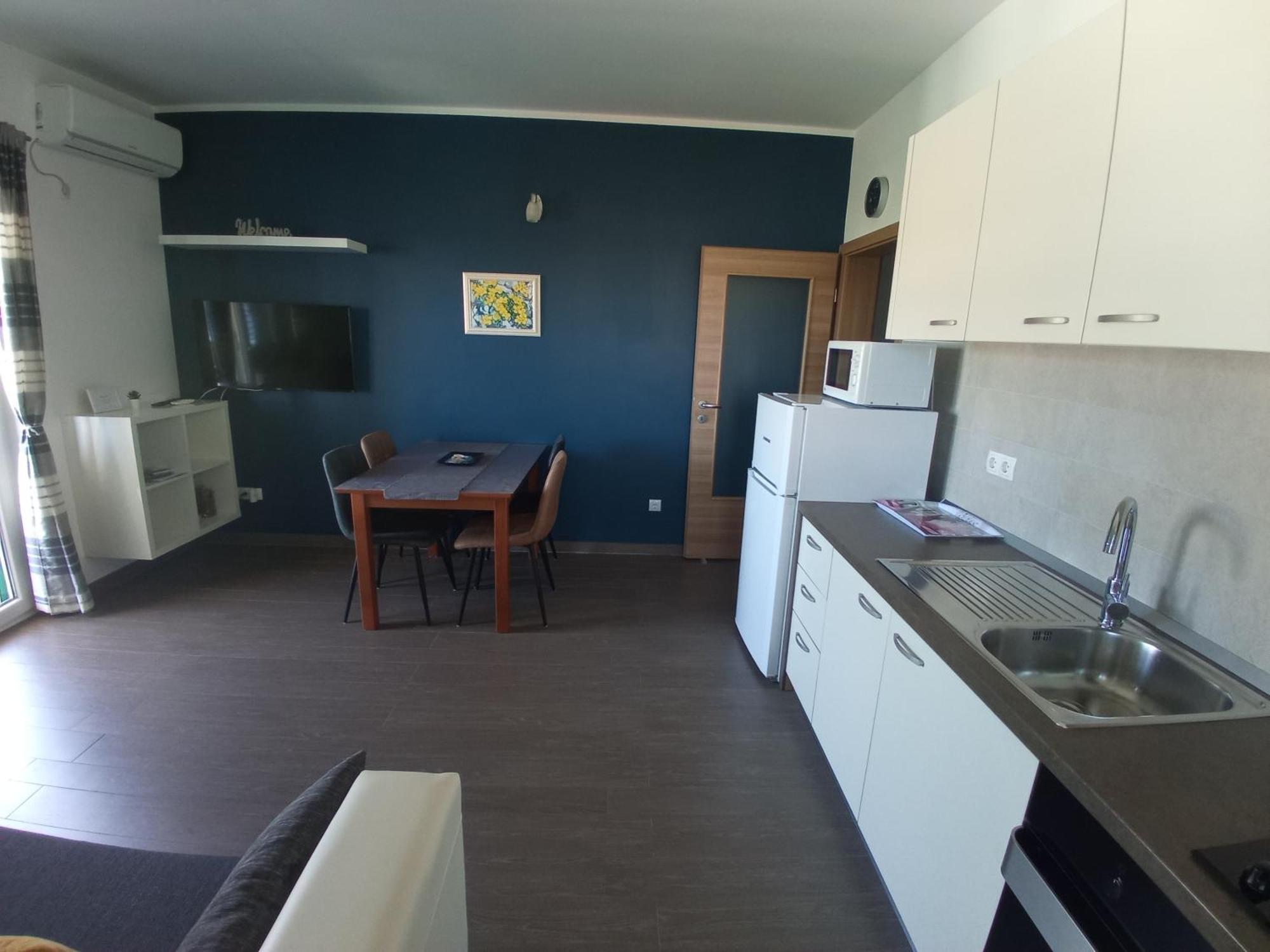 Villa Luce Karlobag Esterno foto
